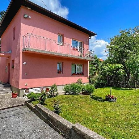 Guest House Bosnian House Hrasnica エクステリア 写真