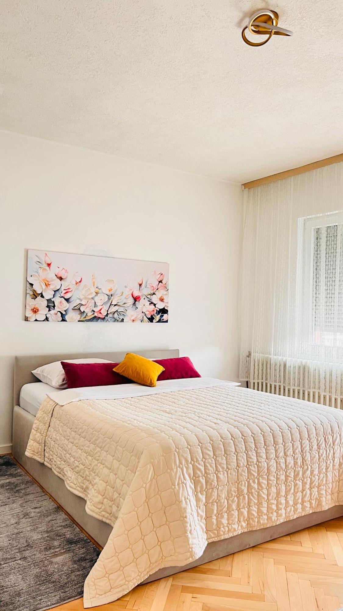Guest House Bosnian House Hrasnica エクステリア 写真