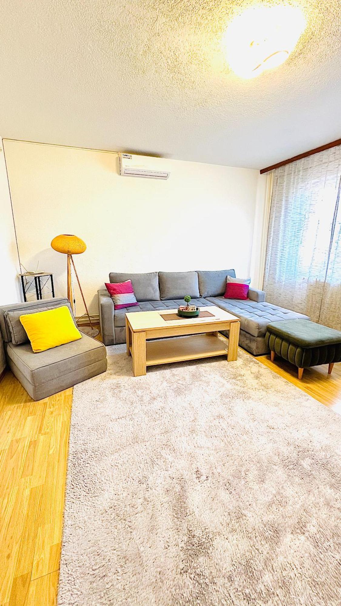 Guest House Bosnian House Hrasnica エクステリア 写真